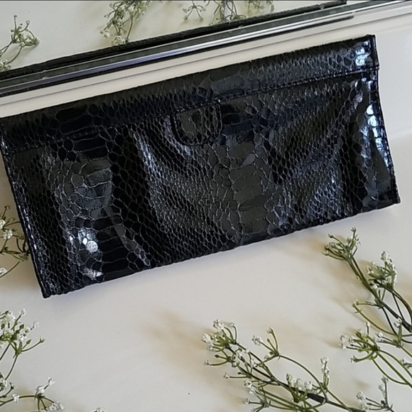 ‼️GIFTED‼️ EL Evening Bag NWOT - Picture 9 of 9